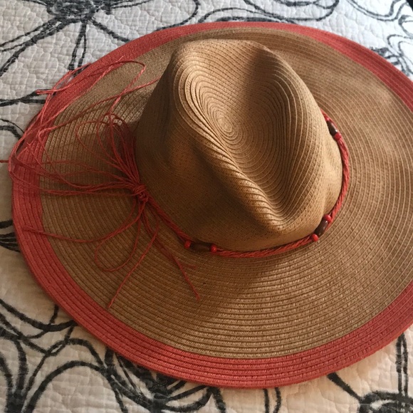 Sun hat - Picture 2 of 4